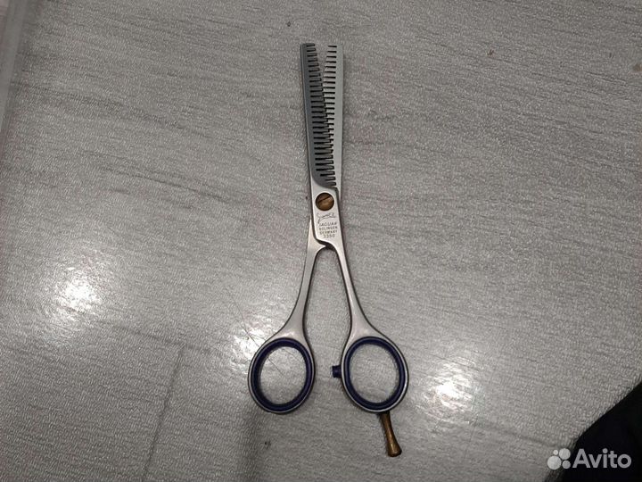 Парикмахерские ножницы