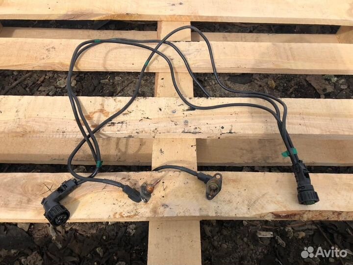 1418917 Проводка с датчиками охл. жид. Scania