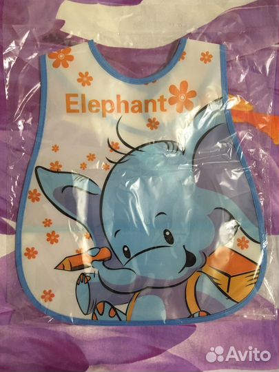 Слюнявчик нагрудник новый