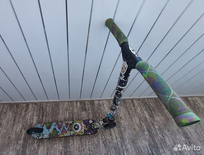 Трюковой самокат