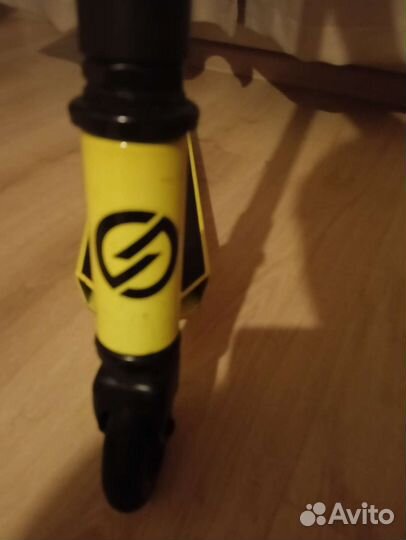 Трюковой самокат oxelo