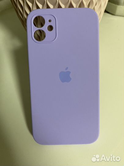 Чехол на iPhone 11