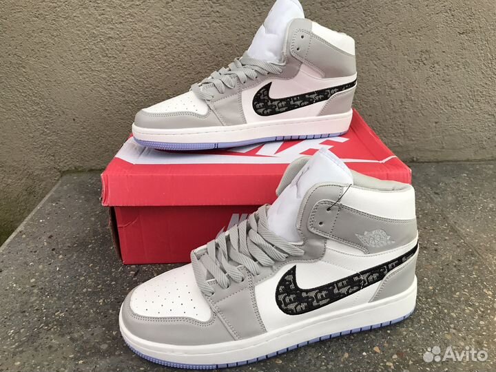 Кроссовки Nike air jordan 1 high dior 44 размер