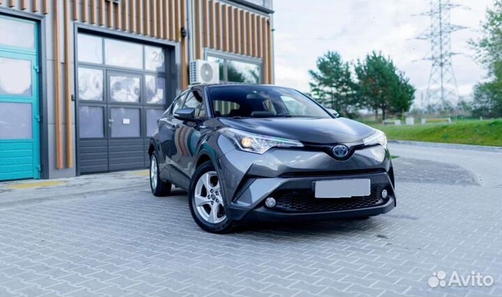 Toyota C-HR 1.8 AT, 2018, 98 600 км
