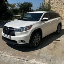 Toyota Highlander 3.5 AT, 2014, 226 000 км, с пробегом, цена 3 300 000 руб.