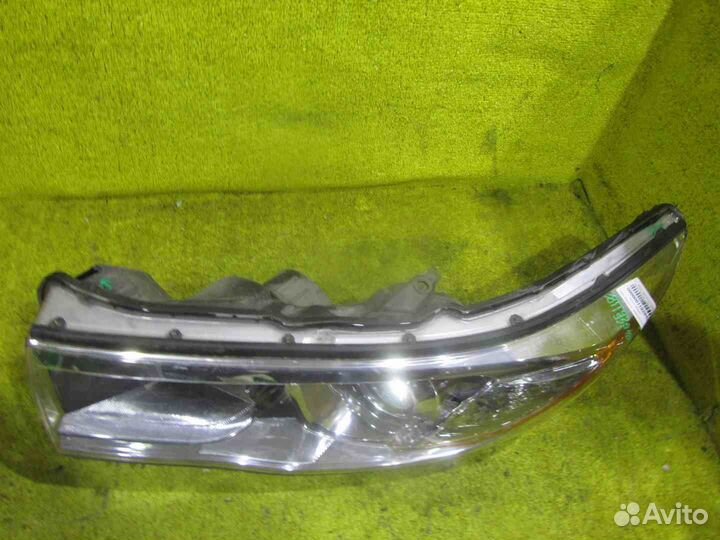 Фара левая Toyota Highlander