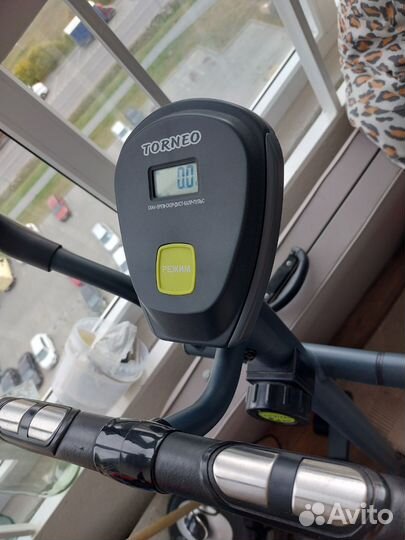 Велотренажер torneo