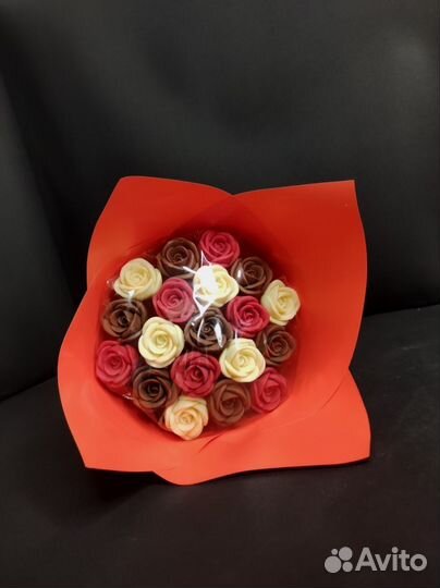 Букет -19 Роз из Настоящего, Бельгийского Шоколада