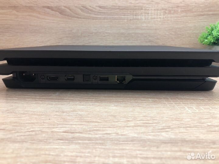 М Sony Ps 4 Pro 1TB 4диска+2джостика