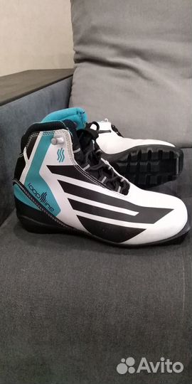 Лыжи с ботинками(крепления)