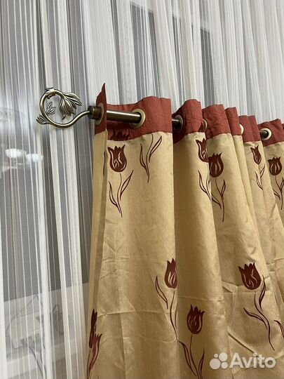 Римская штора с карнизом Италия