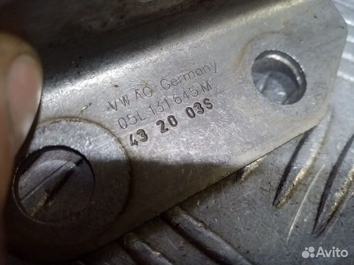 Б/У Кронштейн катализатора#001