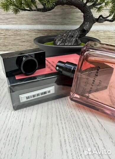 Musc noir rose FOR HER narciso rodriguez