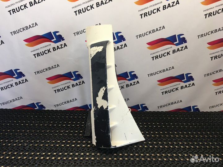 Дефлектор кабины правый Iveco Stralis