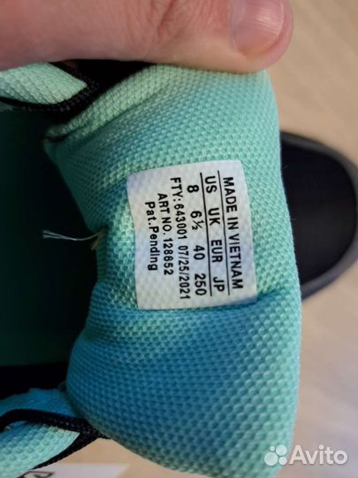 Кроссовки Salomon новые размер 39 или 39,5