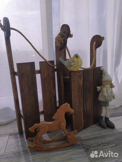 Санки декоративные