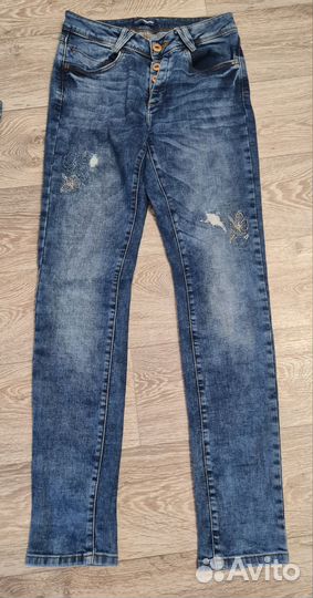 Женские джинсы пакетом 42 р-р