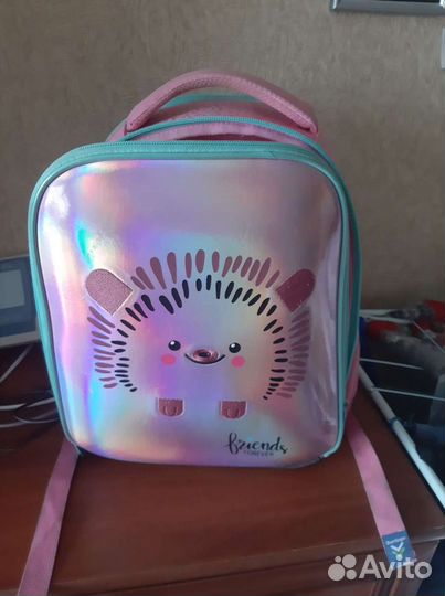 Школьный рюкзак