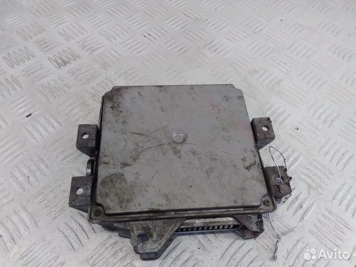 Блок управления двигателем Peugeot 806 221 1998