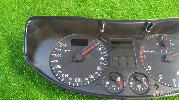 Спидометр Audi A4 B5