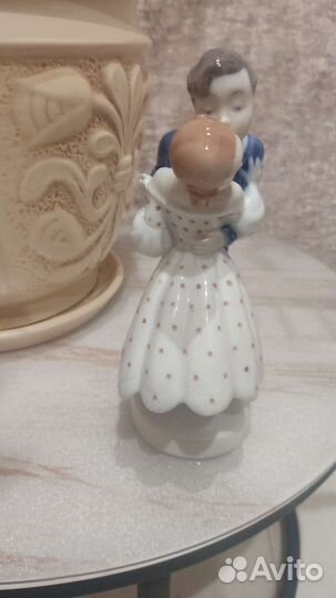 Статуэтка Первый поцелуй.Bing & Grondahl