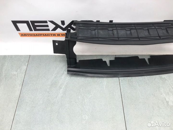 Дефлектор радиатора нижний Land Rover Range Rover