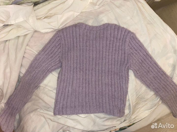 Свитер укороченный