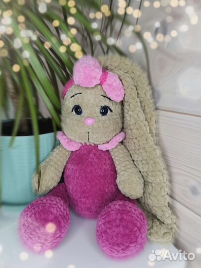 Вязаные игрушки зайка