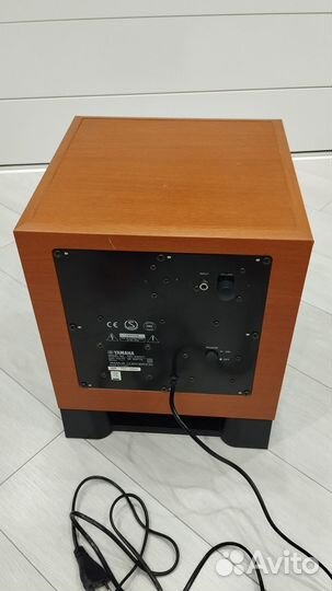 Активный сабвуфер yamaha YST -SW011
