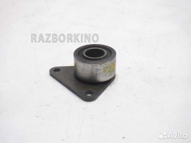 Ролик натяжителя ремня