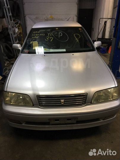 Стекло заднее Toyota Camry SV40 4S-FE 1997