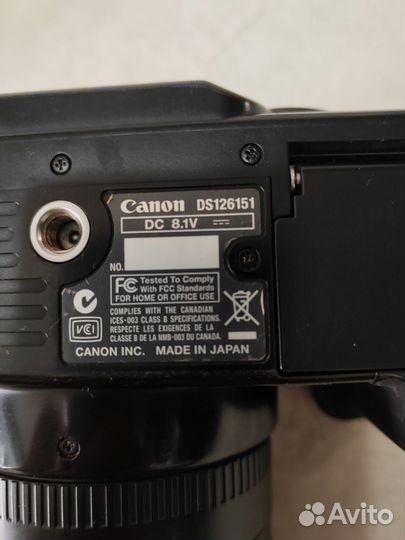 Зеркальный фотоаппарат canon