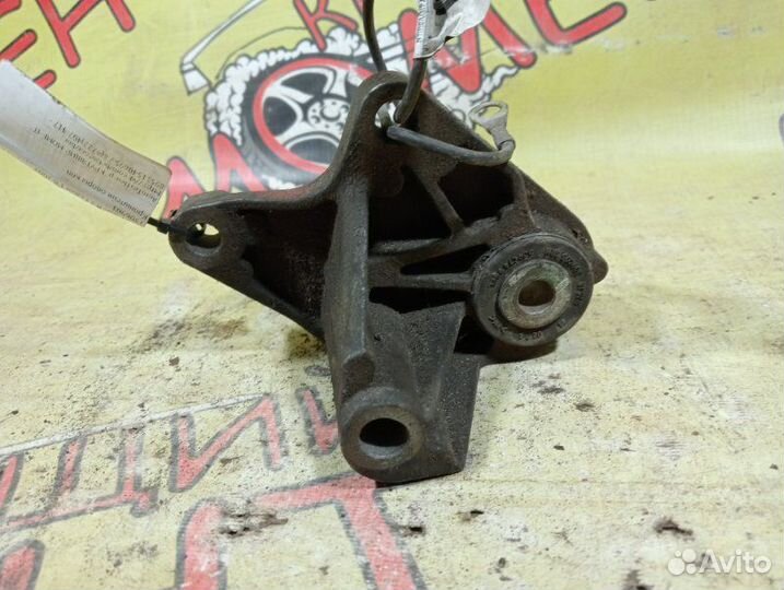 Кронштейн кпп Ford Focus Ii 2 седан 1.6 2007