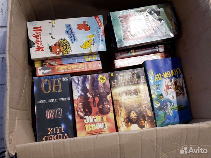 Видеокасеты