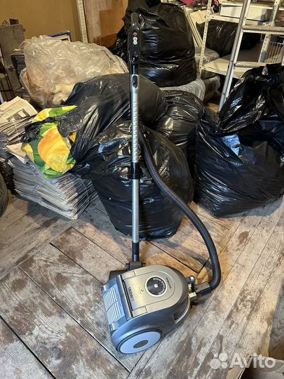 Пылесос samsung 1800w twin SC6630