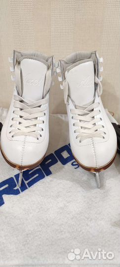 Коньки фигурные ISG axel rus 29