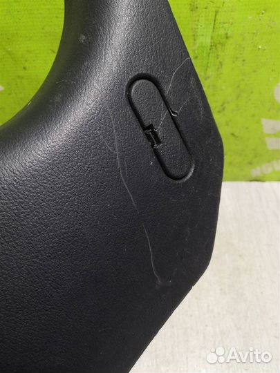 Обшивка стойки Шкода Октавия А4