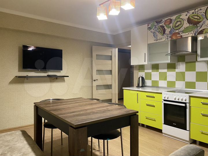 2-к. квартира, 78 м², 5/9 эт.