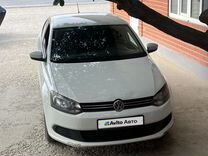 Volkswagen Polo 1.6 AT, 2014, 202 000 км, с пробегом, цена 850 000 руб.