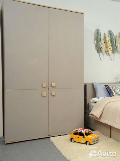 Шкаф для одежды