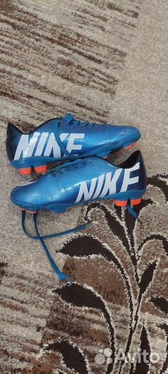 Футбольные бутсы nike mercurial