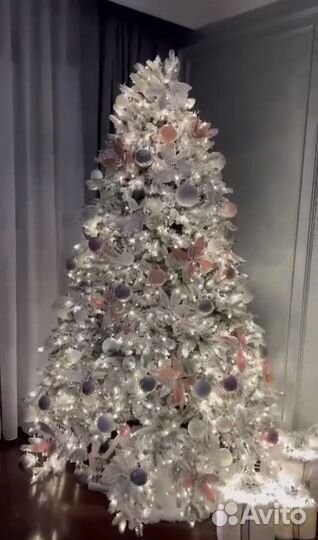 Елка искусственная заснеженная 210