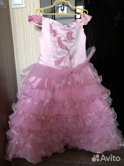 Платье на праздник