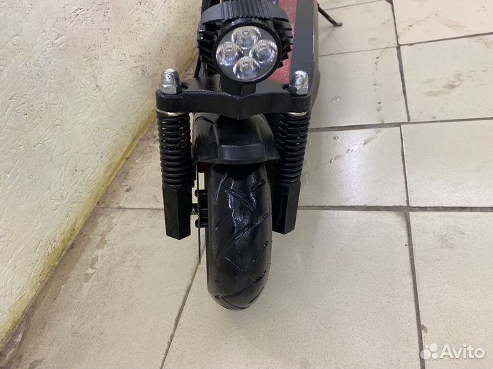 Электросамокат kugoo