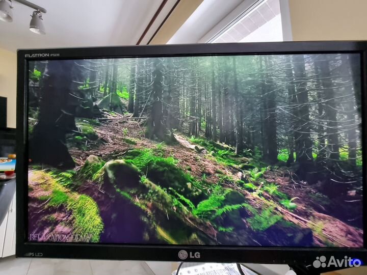 Монитор для компьютера LG flatron IPS235 23 дюйма
