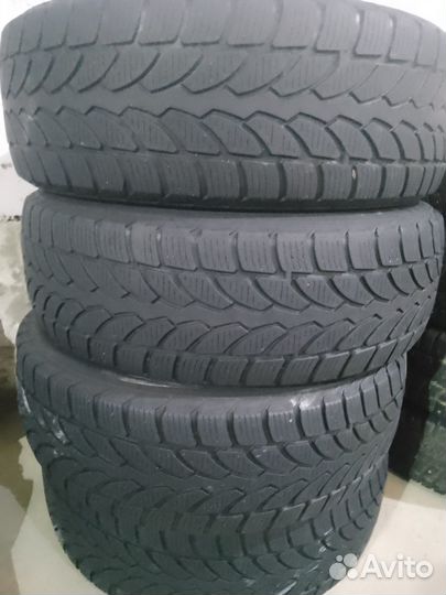Bridgestone Blizzak LM-32 195/65 R15
