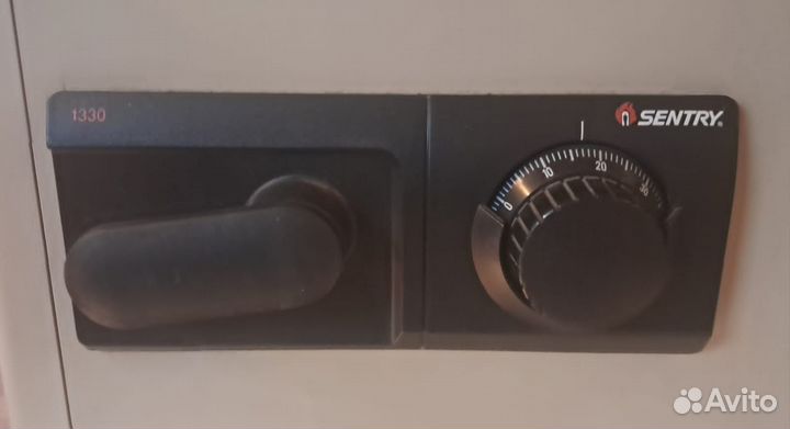 Сейф металлический огнеупорный