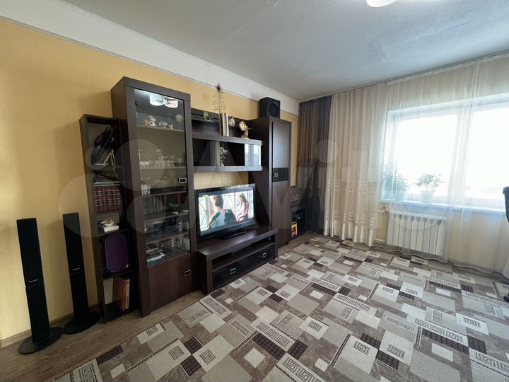 2-к. квартира, 58 м², 7/17 эт.