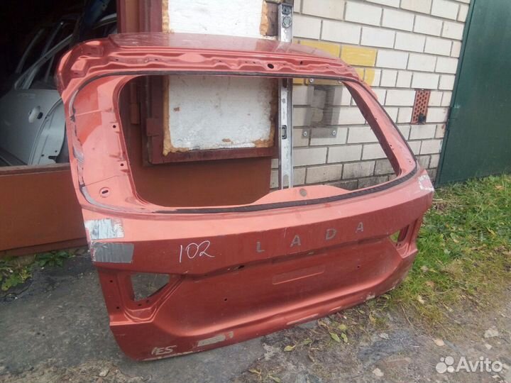 Лада Веста крышка багажника универсал