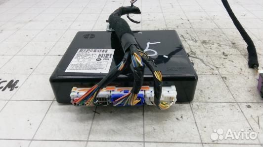 Блок управления hyundai sonata 6 (YF) (1BA02NC05)